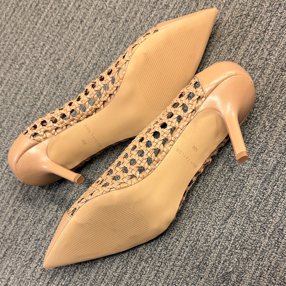 Ann Taylor Beige Woven Leather Heels - Picture 4 of 4